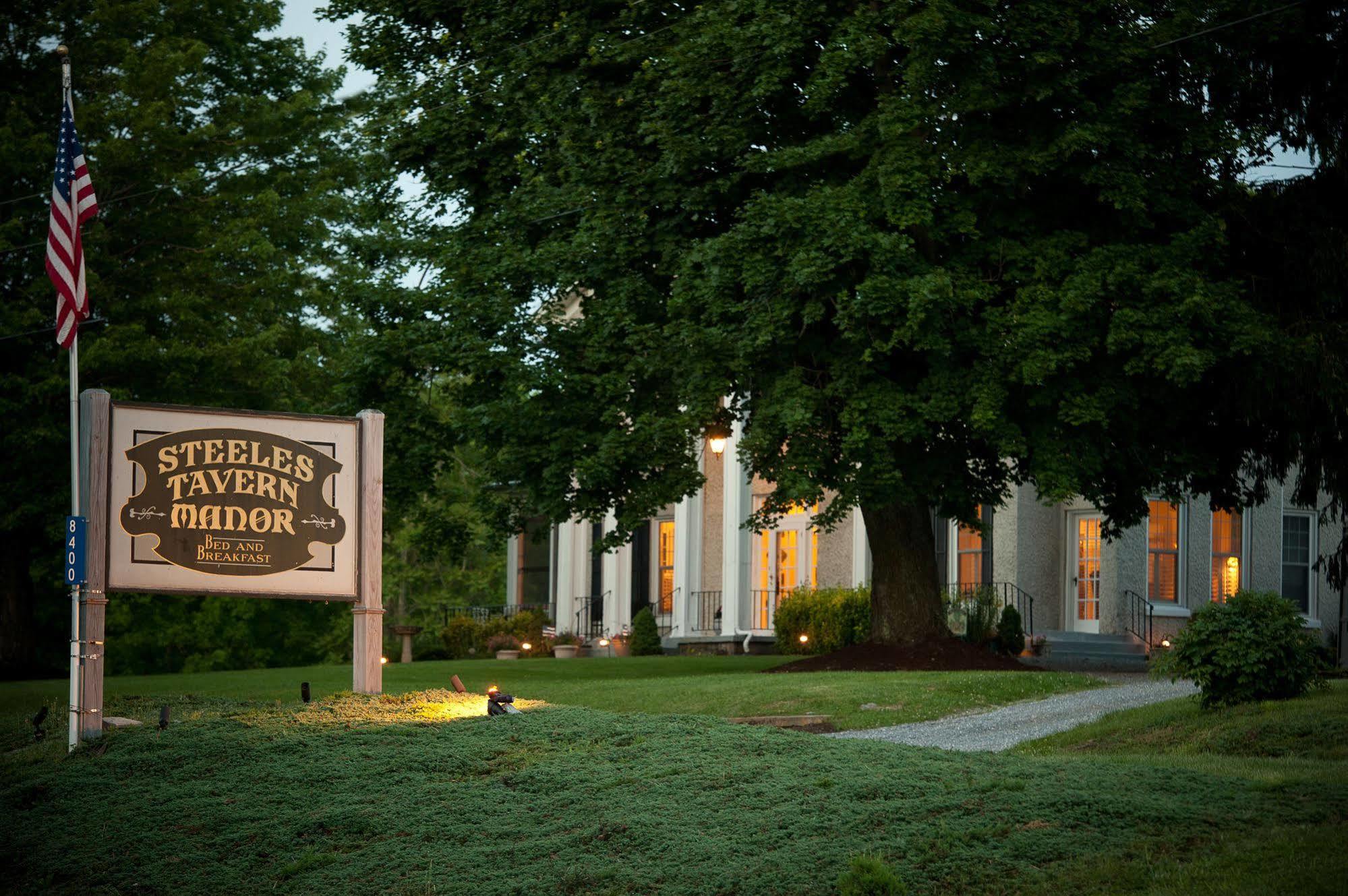 Steeles Tavern Manor Bed & Breakfast Raphine Exterior photo